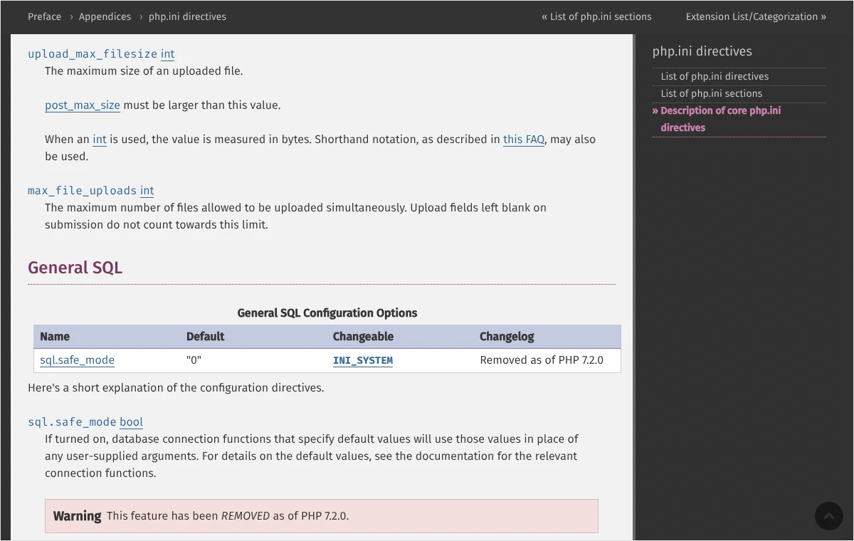 Fragment dokumentacji PHP z opisem dyrektywy upload_max_filesize i wymogiem, by post_max_size było od niej większe.