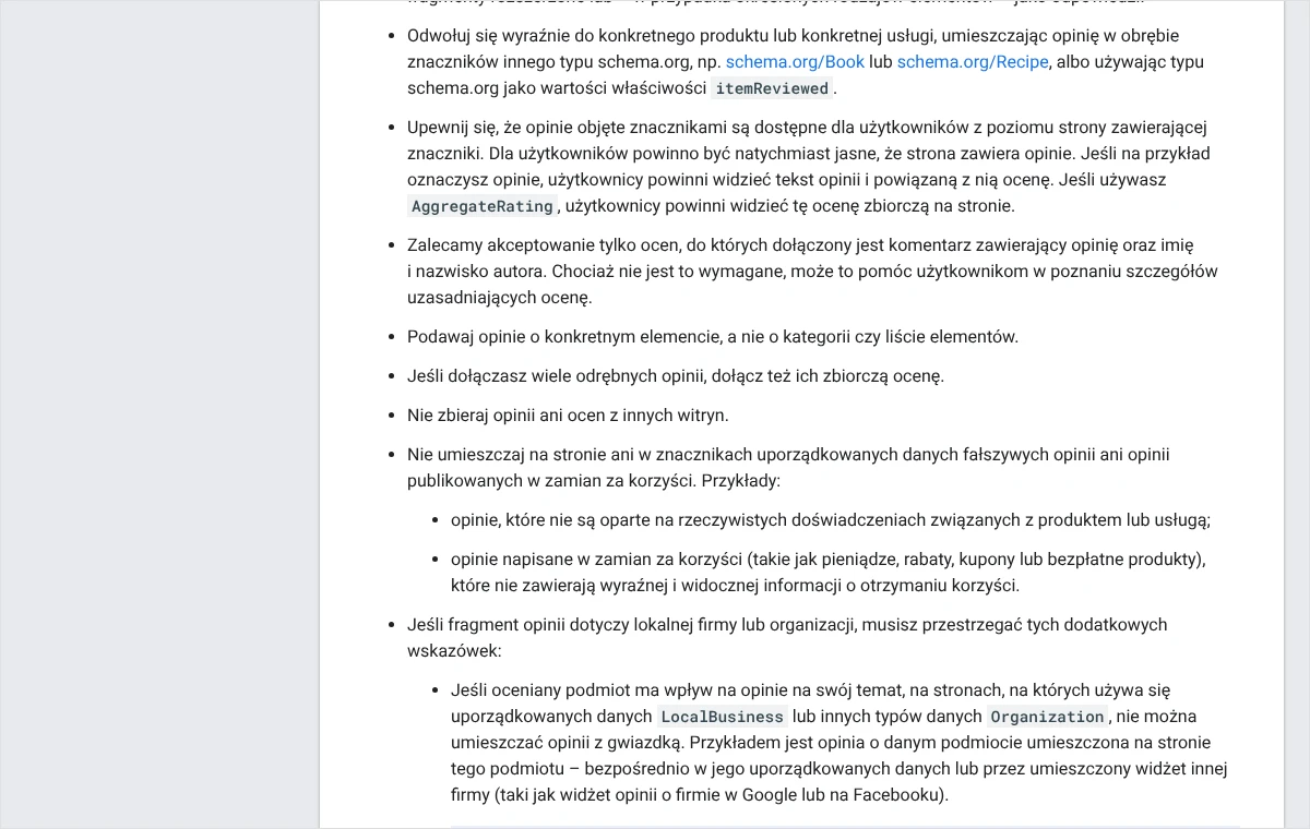 Zrzut dokumentacji Google z wytycznymi dla fragmentów opinii, w tym z zakazem opinii z gwiazdką o własnej firmie przy danych LocalBusiness i Organization.